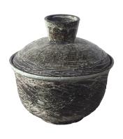 Lot 120. DAVID & HERMIA BOYD SGRAFFITO DECORATED POTTERY BOWL WITH LID